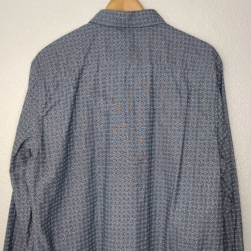 Banana Republic Untucked Fit Casual Button Down Shirt